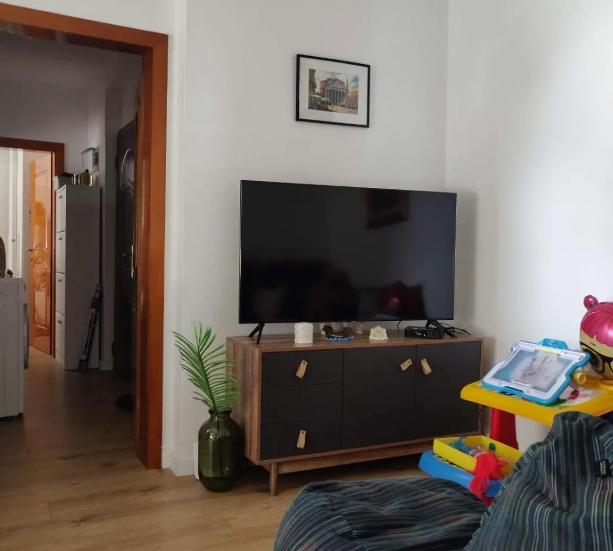 Apartment Loren'S Place Tirana